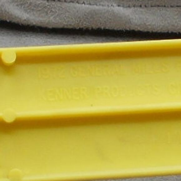 Yellow Pan Pusher Replacement Vintage 1972 Easy Bake Oven General Mills Kenner - Picture 5 of 5